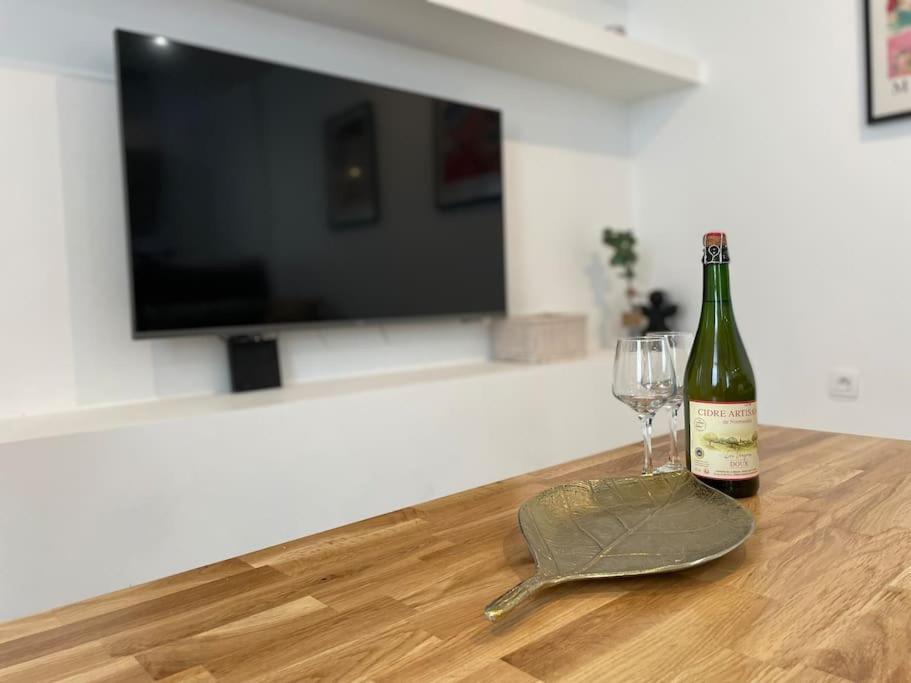 Le Logis Baya - Weekend & Holiday - Wifi & Tv Saint-Vigor-le-Grand エクステリア 写真